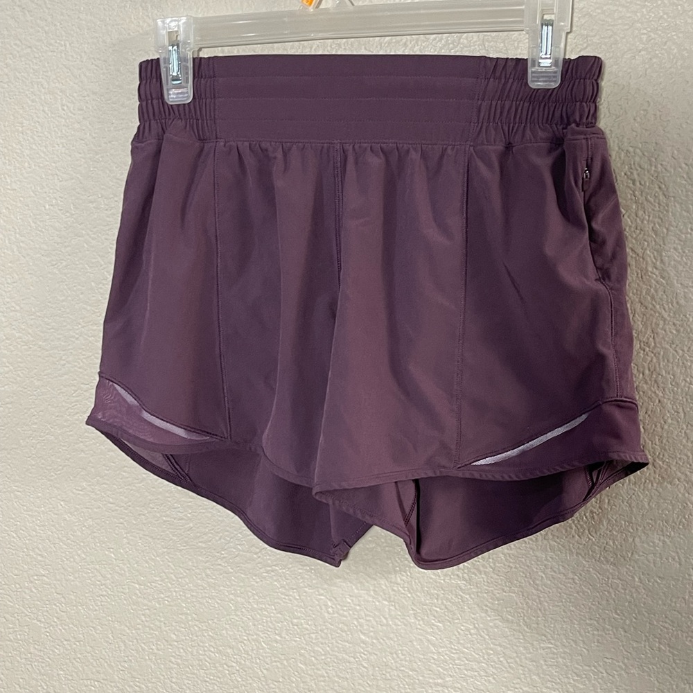 Lululemon Women's Purple Athletic Shorts size 6